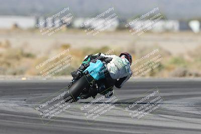 media/Oct-30-2025-Racers Edge (Thu) [[dabbdaf680]]/2-A Group/Session 2 (Turn 5)/